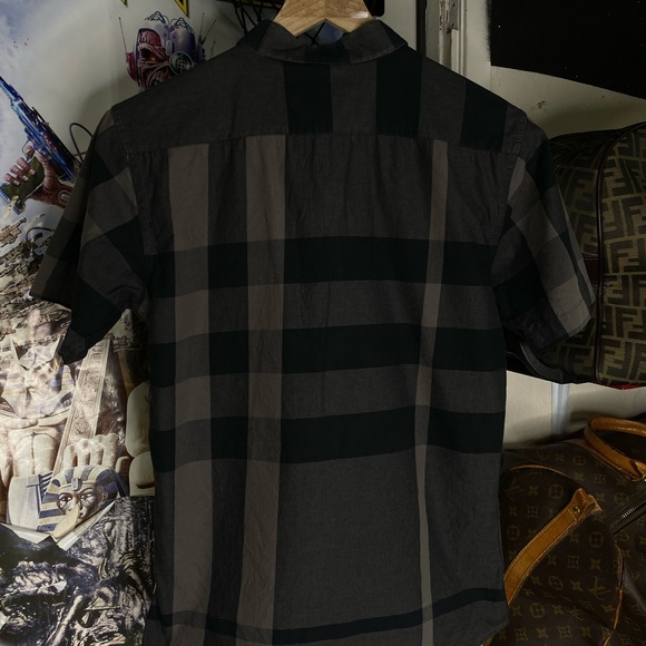 Burberry Check Grey Short Sleeve T-Shirt Size Small - Picture 4 of 9